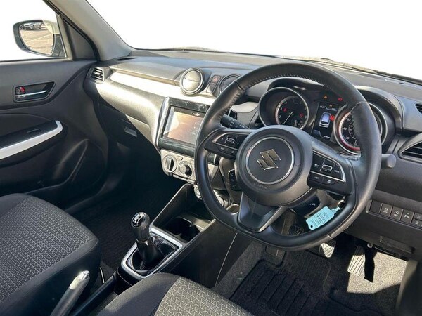 Used Suzuki Swift 2022 for sale - 76196541: Photo 10