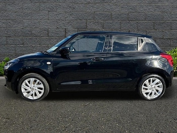 Used Suzuki Swift 2022 for sale - 76196541: Photo 4
