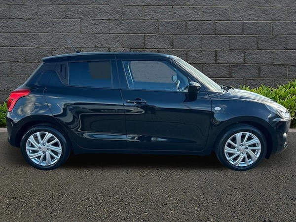 Used Suzuki Swift 2022 for sale - 76196541: Photo 8