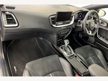 Used Kia Ceed 2024 for sale - 76677296: Photo