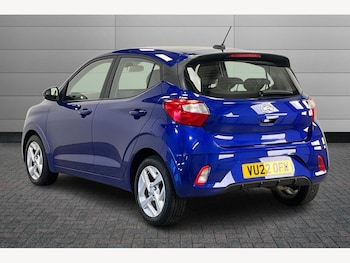 Used Hyundai i10 2022 for sale - 76674107: Photo