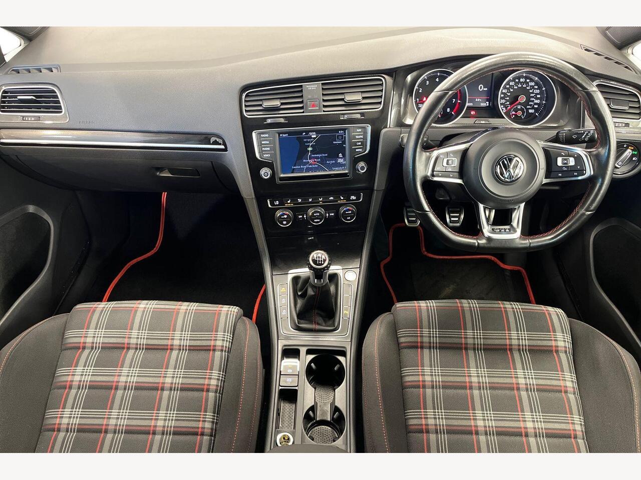 Used Volkswagen Golf 2016 for sale - 77972431: Photo 8