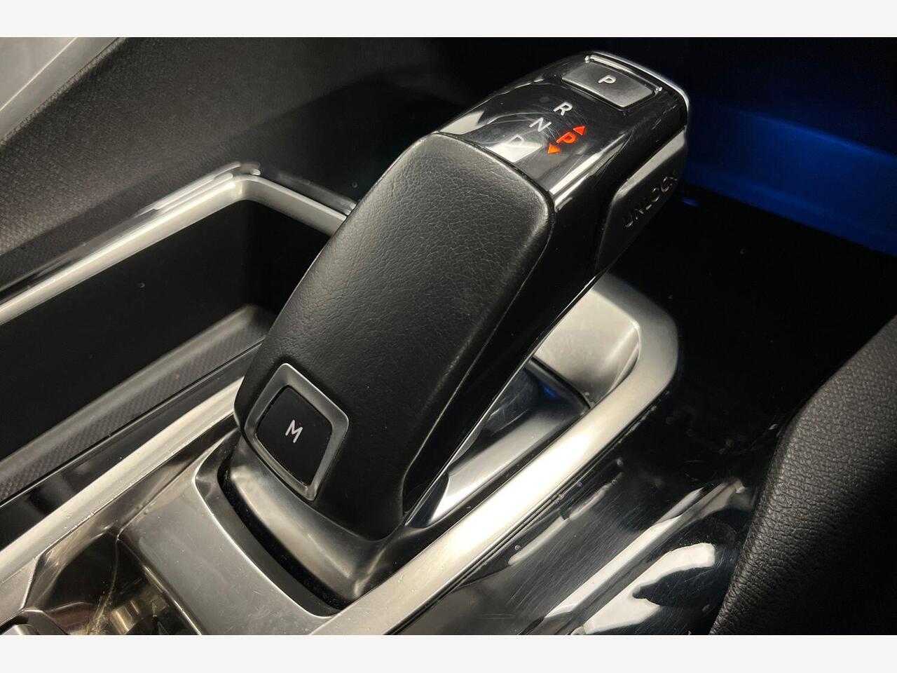 Used Peugeot 3008 2018 for sale - 77588117: Photo 10