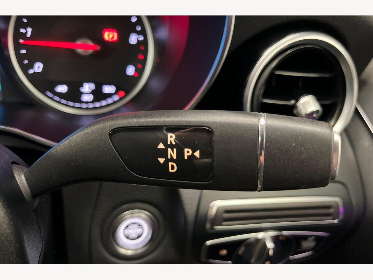 Used Mercedes-Benz C Class 2019 for sale - 77084804: Photo 8