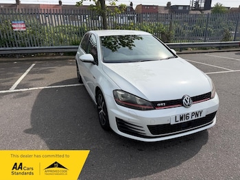 Used Volkswagen Golf 2016 for sale - 78493204: Photo