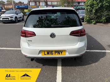 Used Volkswagen Golf 2016 for sale - 78493204: Photo