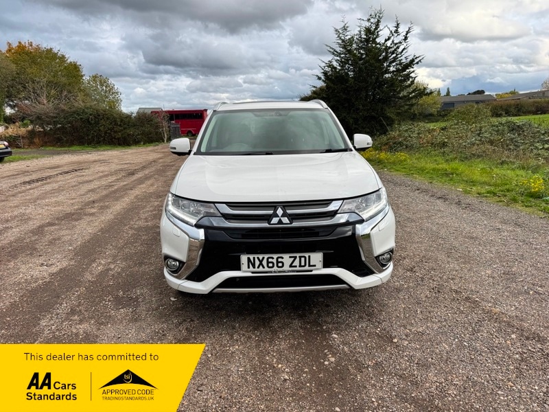 Used Mitsubishi Outlander 2016 for sale - 76386928: Photo 1