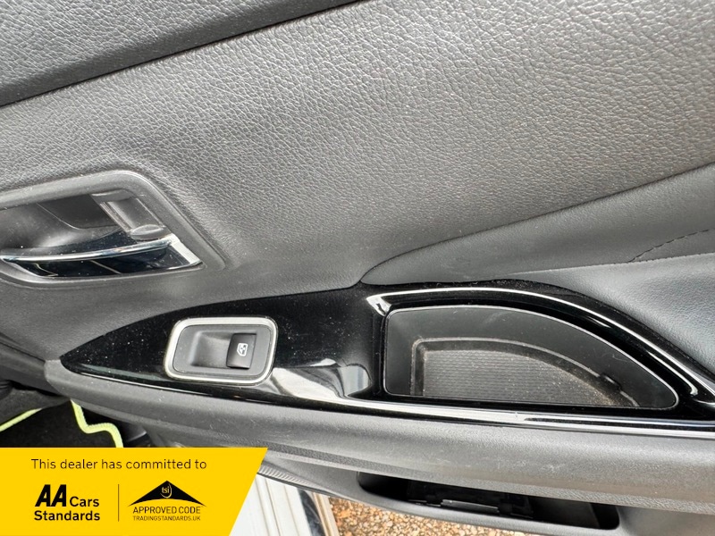 Used Mitsubishi Outlander 2016 for sale - 76386928: Photo 23