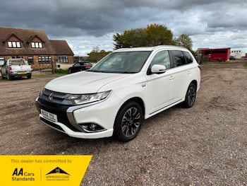 Used Mitsubishi Outlander 2016 for sale - 76386928: Photo