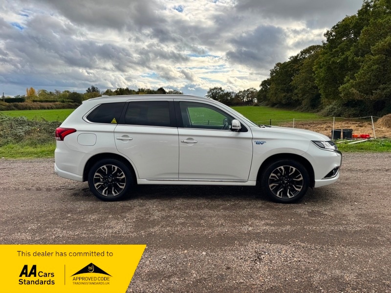 Used Mitsubishi Outlander 2016 for sale - 76386928: Photo 7