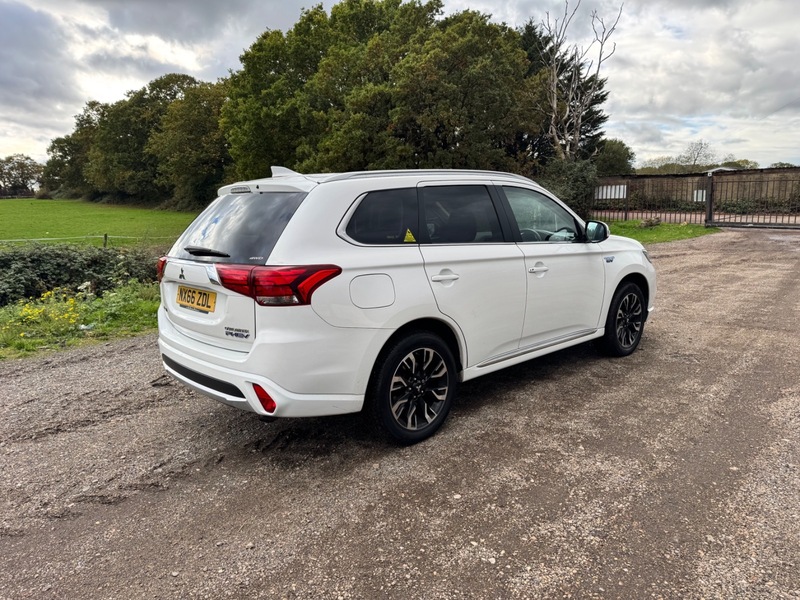 Used Mitsubishi Outlander 2016 for sale - 76386928: Photo 8