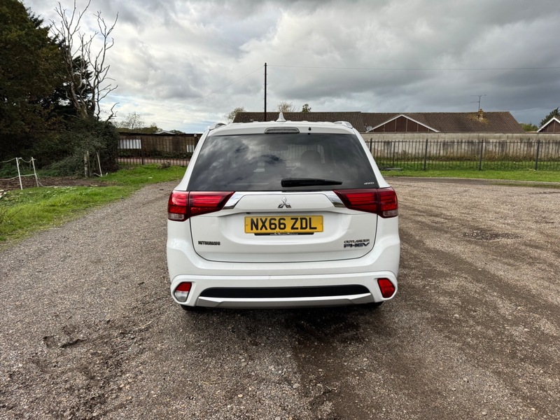 Used Mitsubishi Outlander 2016 for sale - 76386928: Photo 9