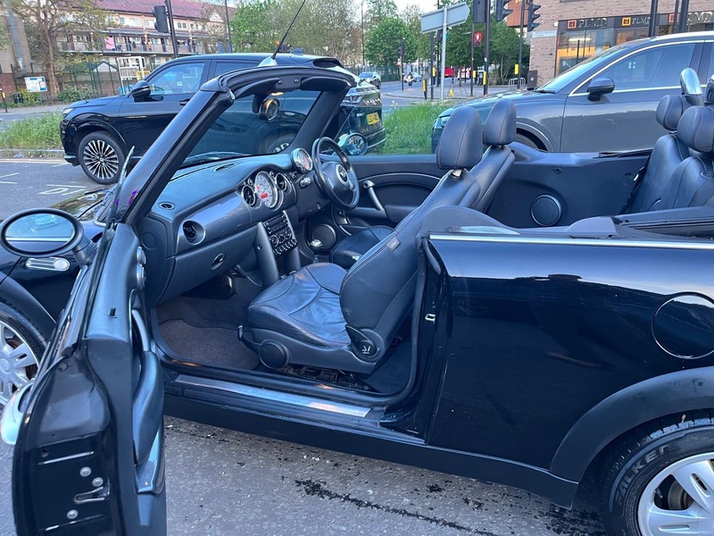 Used MINI Convertible 2005 for sale - 76386940: Photo 18