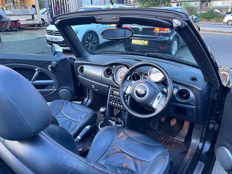 Used MINI Convertible 2005 for sale - 76386940: Photo 21