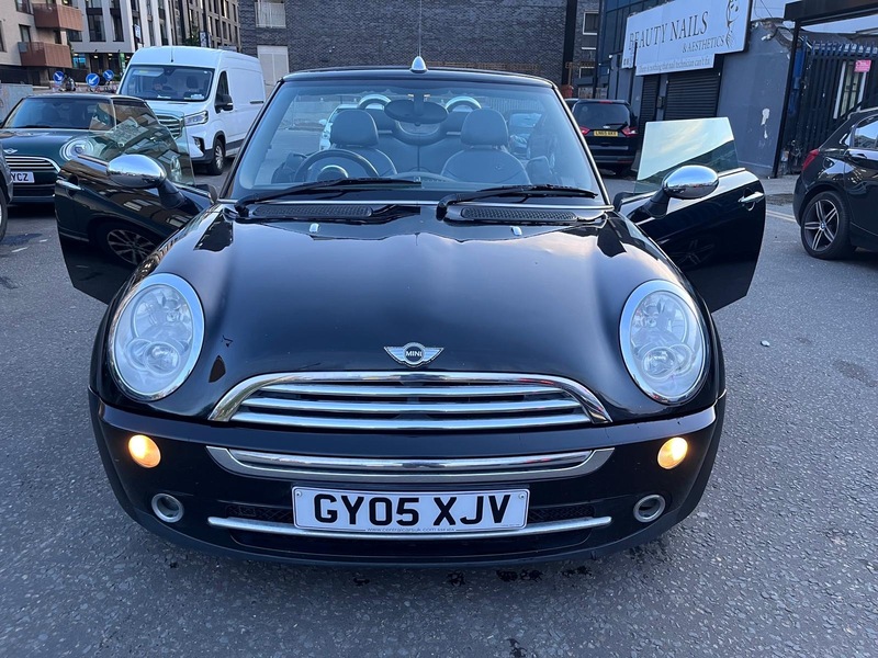 Used MINI Convertible 2005 for sale - 76386940: Photo 23