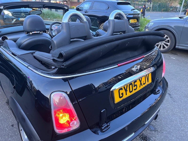 Used MINI Convertible 2005 for sale - 76386940: Photo 33
