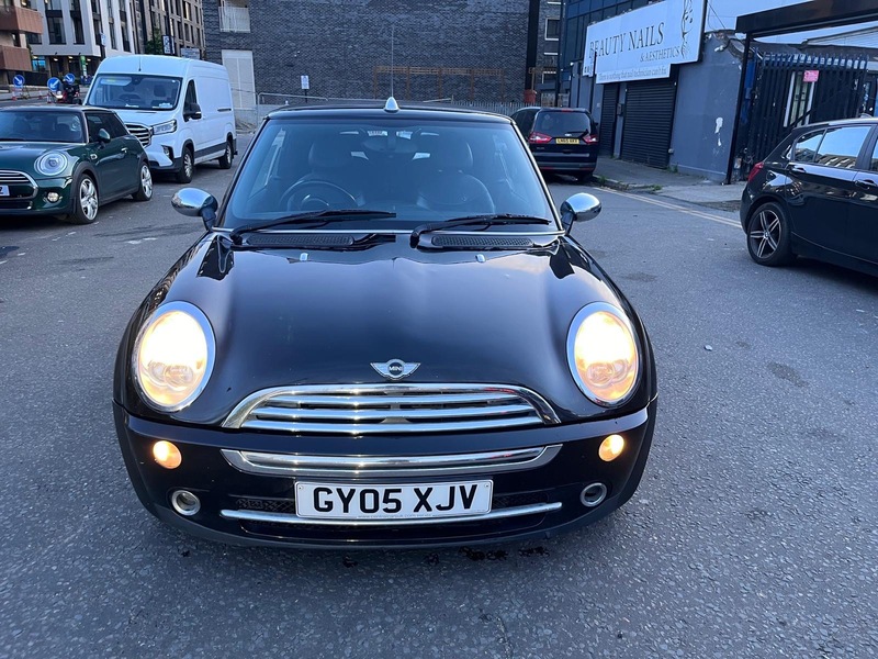 Used MINI Convertible 2005 for sale - 76386940: Photo 45