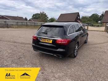 Used Mercedes-Benz C Class 2016 for sale - 78829213: Photo