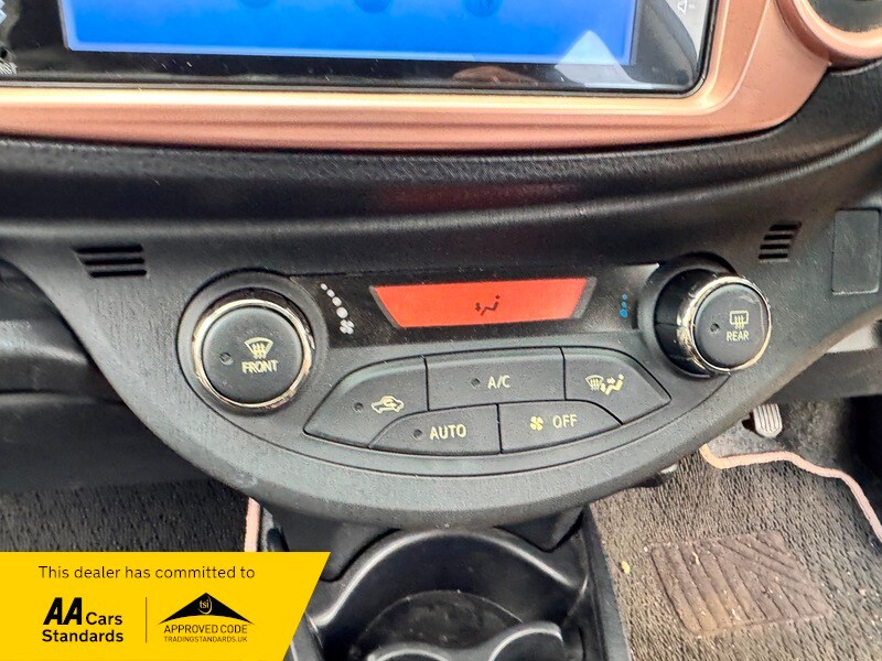 Used Toyota Vitz 2025 for sale - 76386964: Photo 25