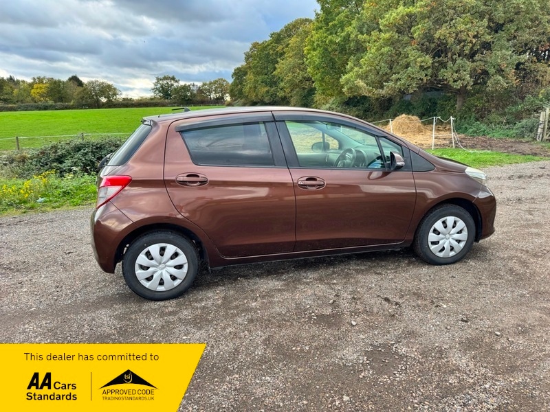 Used Toyota Vitz 2025 for sale - 76386964: Photo 9