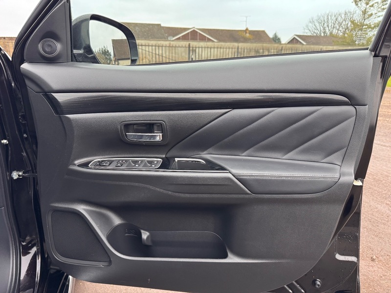 Used Mitsubishi Outlander 2018 for sale - 77065484: Photo 21