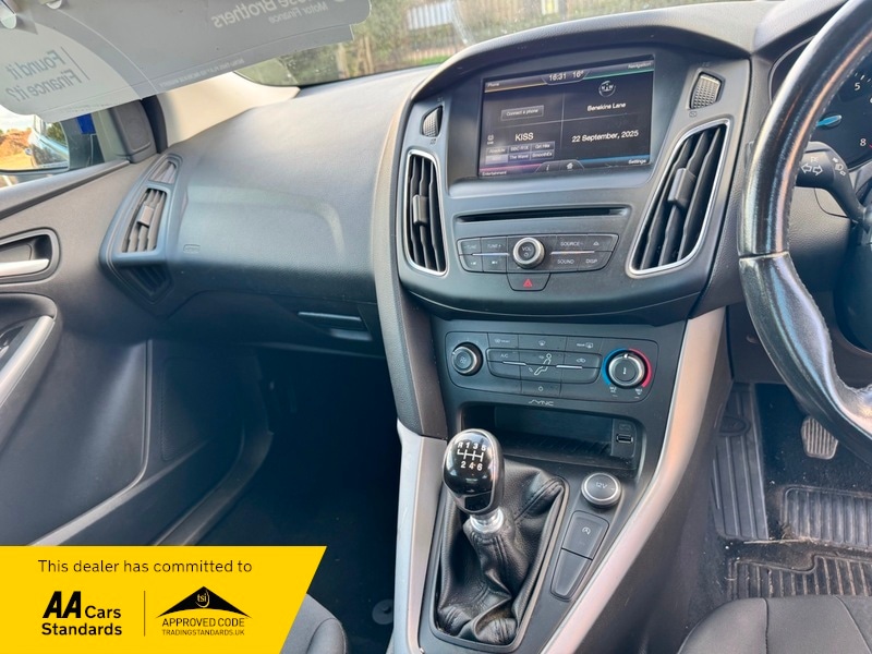 Used Ford Focus 2015 for sale - 76386965: Photo 21