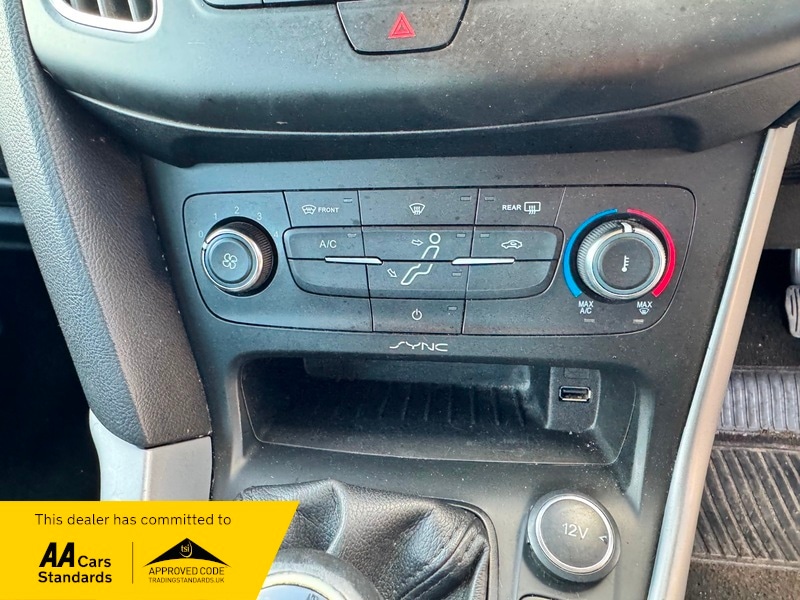 Used Ford Focus 2015 for sale - 76386965: Photo 26