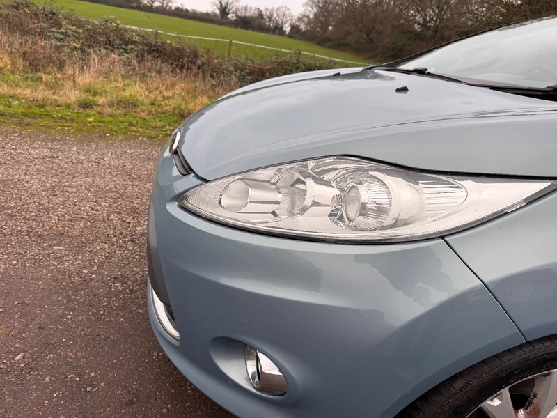 Used Ford Fiesta 2010 for sale - 77065482: Photo 11