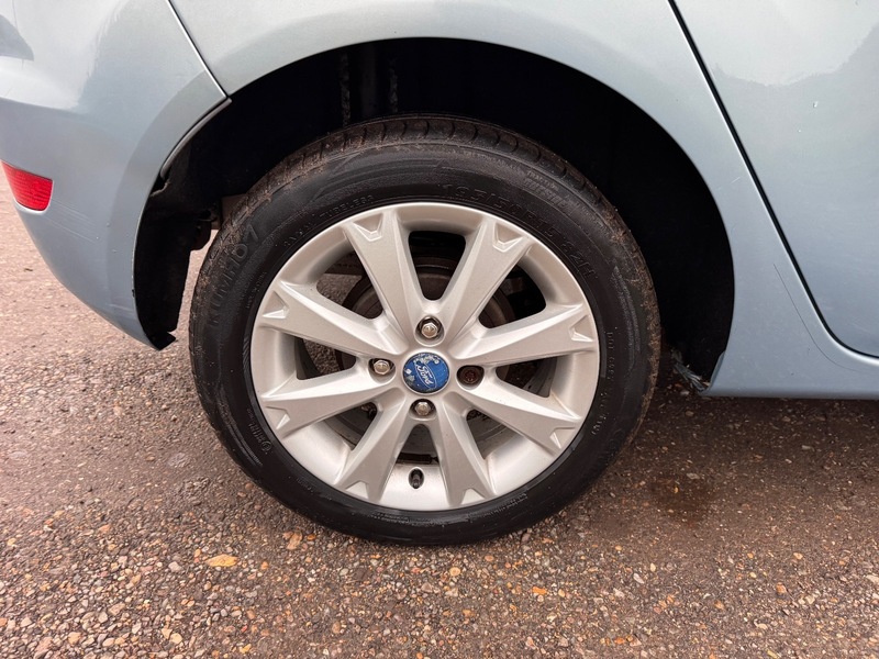 Used Ford Fiesta 2010 for sale - 77065482: Photo 15