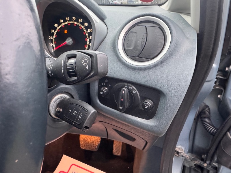 Used Ford Fiesta 2010 for sale - 77065482: Photo 17