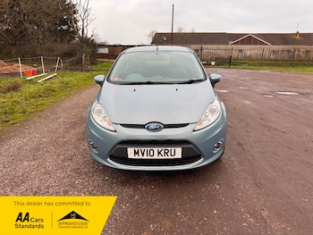 2010 - 1.4 Zetec 5dr Auto