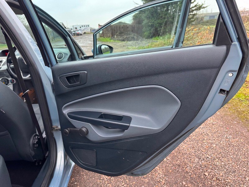 Used Ford Fiesta 2010 for sale - 77065482: Photo 34