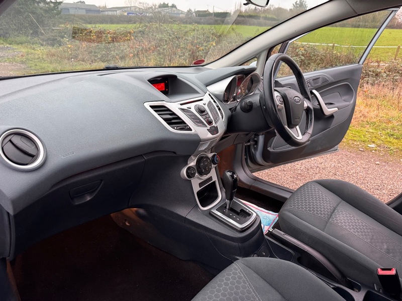 Used Ford Fiesta 2010 for sale - 77065482: Photo 36