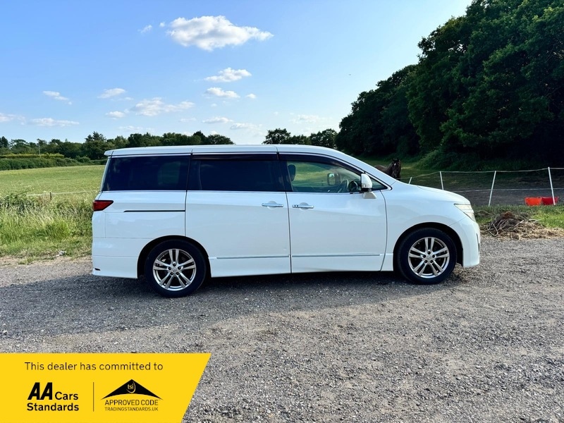 Used Nissan Elgrand 2023 for sale - 76386939: Photo 10