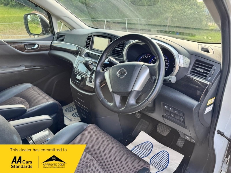 Used Nissan Elgrand 2023 for sale - 76386939: Photo 13