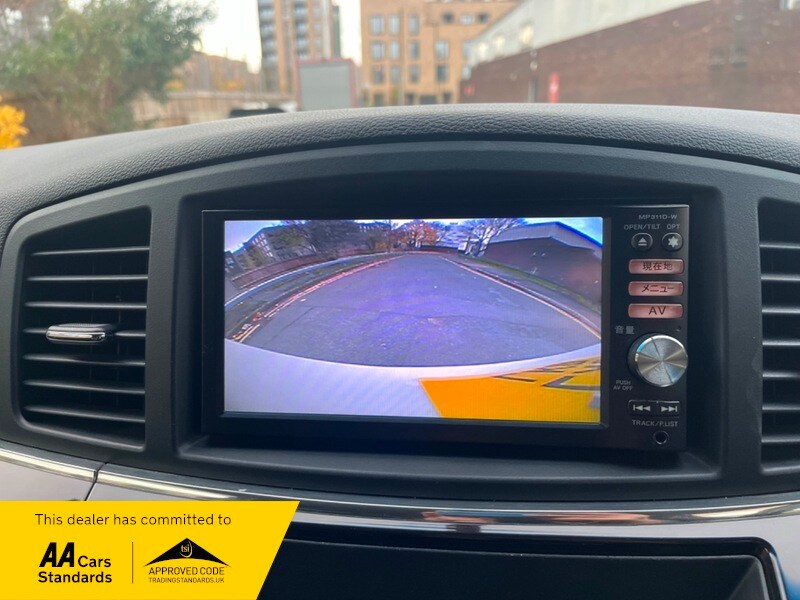 Used Nissan Elgrand 2023 for sale - 76386939: Photo 15