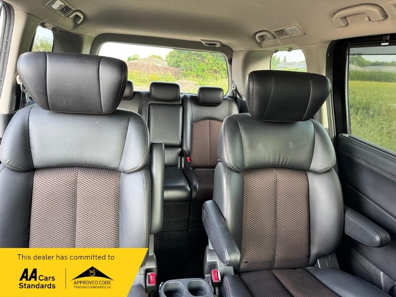 Used Nissan Elgrand 2023 for sale - 76386939: Photo 23