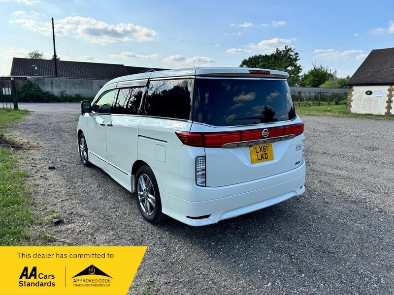 Used Nissan Elgrand 2023 for sale - 76386939: Photo 3