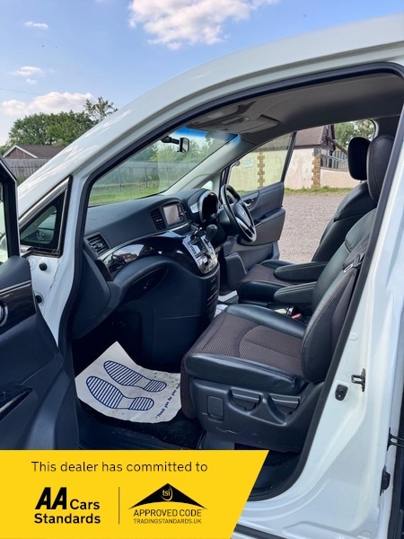 Used Nissan Elgrand 2023 for sale - 76386939: Photo 38