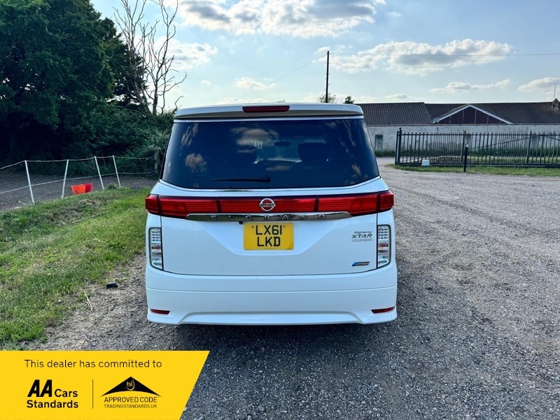 Used Nissan Elgrand 2023 for sale - 76386939: Photo 6