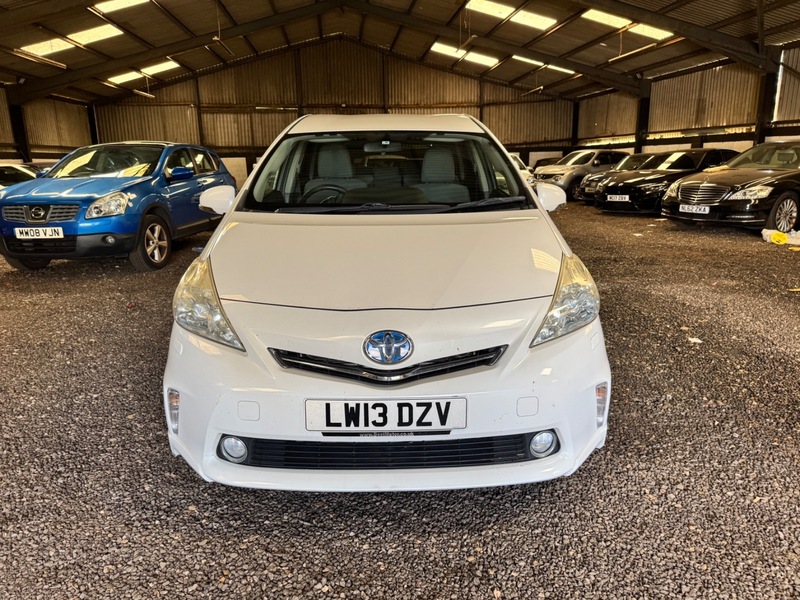 Used Toyota Prius+ 2024 for sale - 76386934: Photo 1