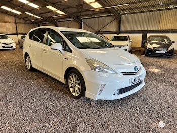 Used Toyota Prius+ undefined for sale - 76386934: Photo