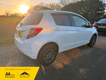Used Toyota Vitz 2015 for sale - 78493198: Photo