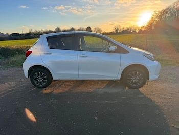Used Toyota Vitz 2015 for sale - 78493198: Photo