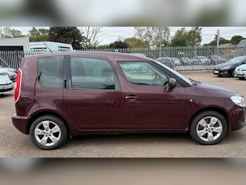 Used Skoda Roomster 2013 for sale - 75520530: Photo