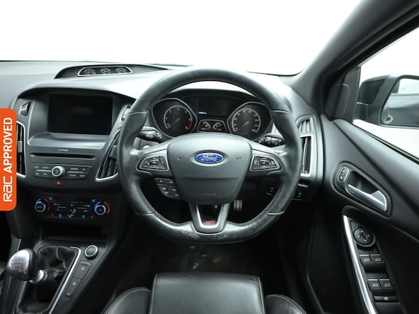 Used Ford Focus 2017 for sale - 74780916: Photo 9