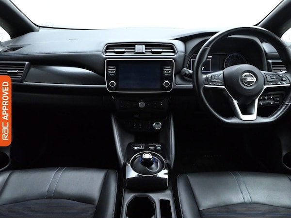 Used Nissan Leaf 2021 for sale - 75390883: Photo 2