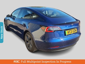Used Tesla Model 3 2025 for sale - 76128453: Photo 2