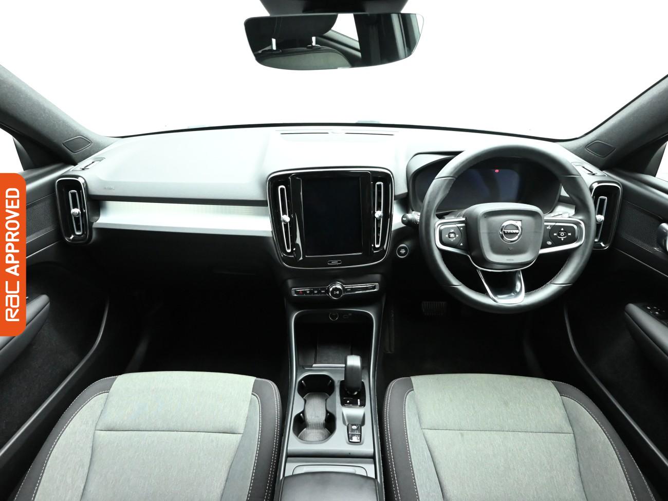 Used Volvo XC40 2022 for sale - 76723814: Photo 2