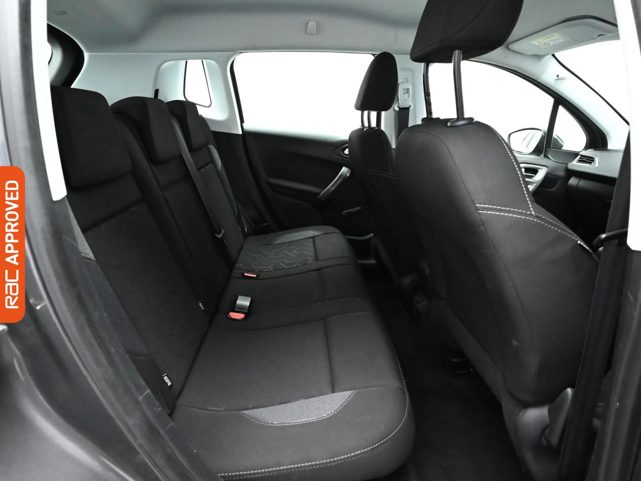 Used Peugeot 2008 2019 for sale - 76649301: Photo 13